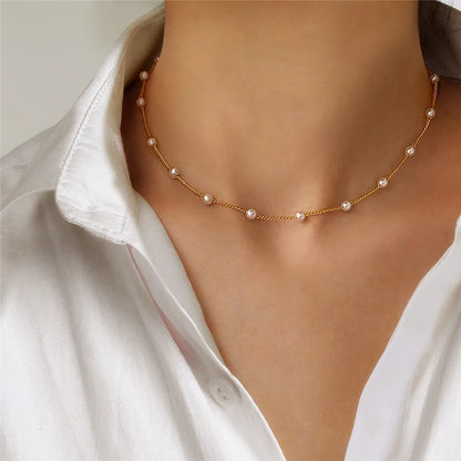 Pearl Cascade Choker